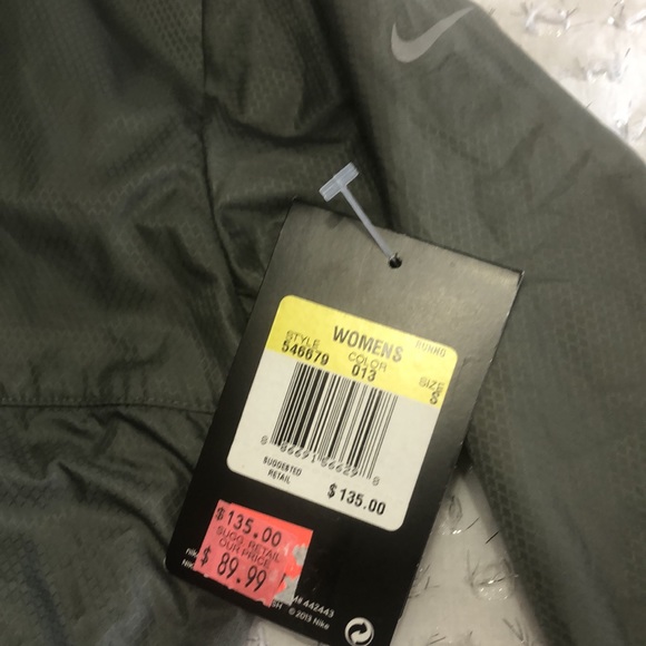Nike jacket - Picture 6 of 9